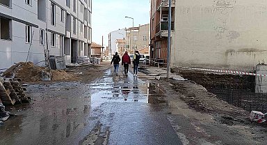 Edirne'de bozuk yollar ve su kesintileri vatandaşı canından bezdirdi