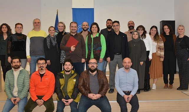 Eğitim Fakültesinde "İki kere farklı bireyler" konusu konuşuldu