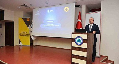 Eğitim yöneticilerine yönelik "İtina İle Yaşamak" konulu söyleşi gerçekleştirildi