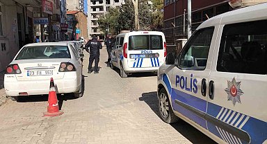 Elazığ'da bıçaklı kavga: 1 yaralı