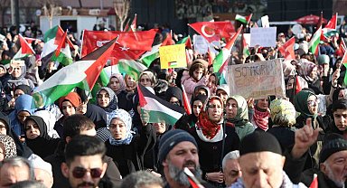 Elazığ'da binlerce kişi Filistin için yürüdü