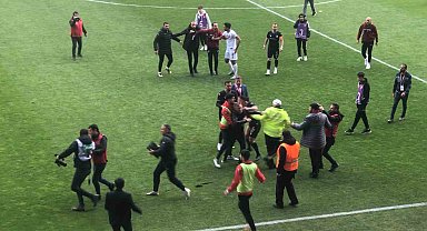 Elazığ'da maç sonrası kavga çıktı