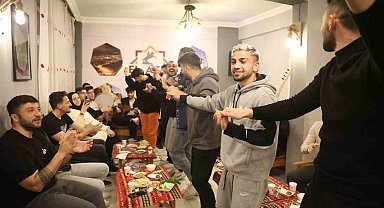 Elazığspor futbolcuları kürsübaşı etkinliğinde eğlendi