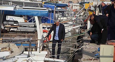 Emekli edebiyat öğretmeni teknesinin altında ölü bulundu