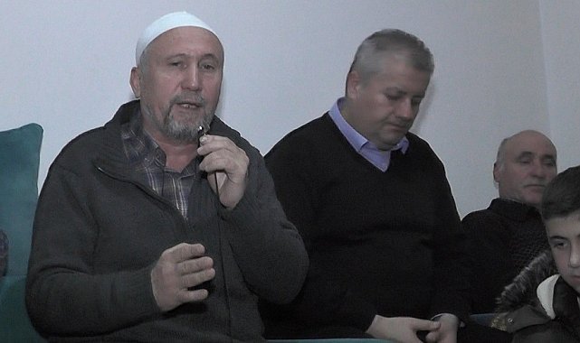 Enkazdan kurtulup Zonguldak'a yerleşen aile, depremde ölenleri andı