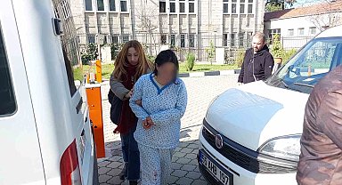 Erkek arkadaşını bıçakla ağır yaralayan kadın tutuklandı