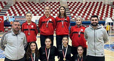 Erzincanlı badmintoncular Ağrı'dan başarıyla döndüler