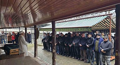 Eşi tarafından öldürülen 2 çocuk annesi Hacer Turhan toprağa verildi