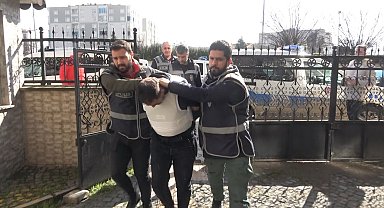 Eski eşinin arkadaşını bıçaklayarak öldüren şahıs adliyede