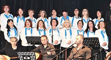 Eskişehir Yunus Emre Kültür Merkez'inde dönem sonu konseri