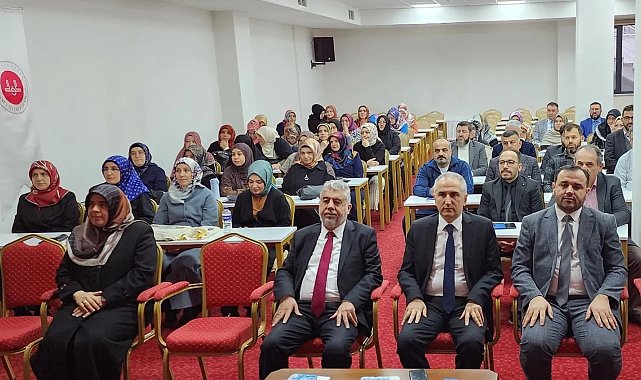 Eskişehir'de işitme engellilere yönelik dini kavramlar semineri başladı