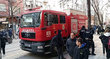 Eskişehir'de şehir merkezinde yangın paniği