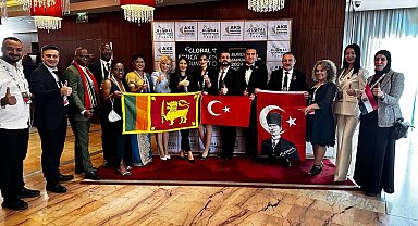 Eskişehirli sınıf öğretmeni yılın 'İlham Veren Öğretmeni' seçildi