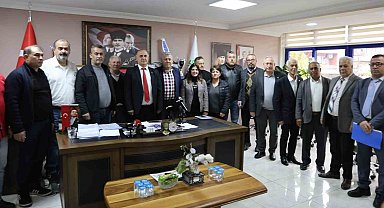 Esnaf ve sanatkarın borcunu sıfırlayan İncirliova Belediyesi'ne oda başkanlarından teşekkür