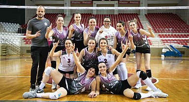 ESTÜ erkek ve kadın voleybol takımları Üniversitelerarası Voleybol Süper Ligi yükselme gruplarına katılacak