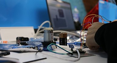 ETÜ'lü öğrenciler teknoloji yarışmasında