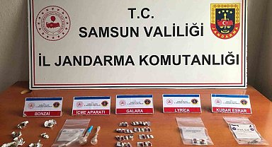 Evlerinde uyuşturucu ele geçen 2 kişi yakalandı