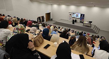 Eyüpsultanlı anneler üniversiteli oldu: "Yarım kalmış hikayemi tamamlıyorum"
