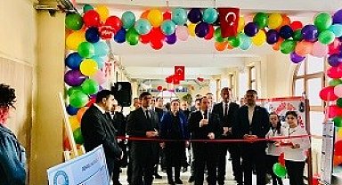 Faik Güngör Ortaokulu'nda bilim fuarı proje sergisi