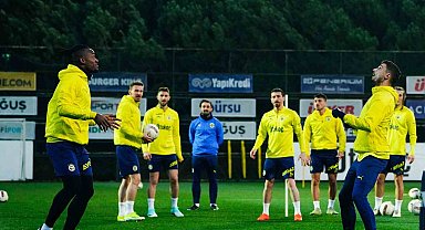 Fenerbahçe, Alanyaspor maçı öncesi kampa girdi