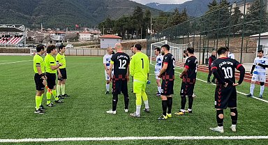 FİFA standartlarındaki Başkarcı sahasında ilk düdük çaldı