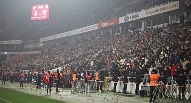 Gaziantep FK-Fenerbahçe maçında duygusal anlar