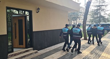 Gaziantep'te PKKKCK-PYDYPG'ye şafak operasyonu: 2 terörist yakalandı