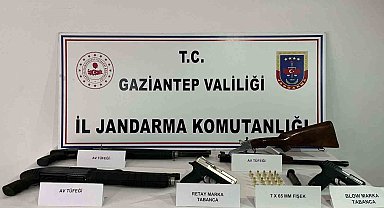 Gaziantep'te ruhsatız silah operasyonu: 8 gözaltı