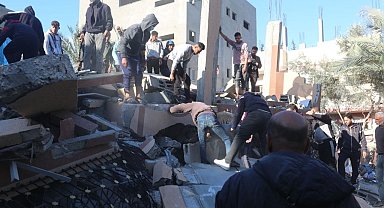 Gazze'de can kaybı 27 bin 365'e yükseldi