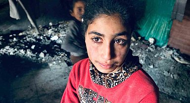 Gazzeliler sığındıkları enkaz halindeki binalarda yaşam mücadelesi veriyor