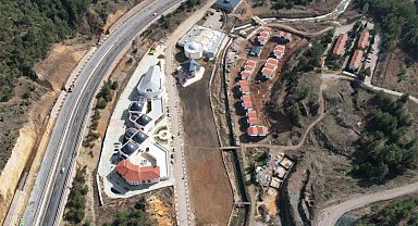 Gediz Ilıca Termal Tatil Köyü yolu kullanıma açıldı