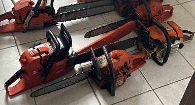 Gediz'de motorlu testere hırsızları tutuklandı