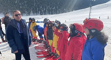 Geleceğin kayakçılar Kars'ta yetişiyor