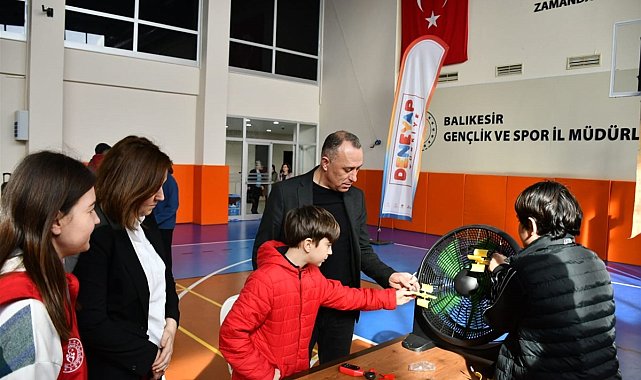 Genç bilim adamları 'Deneyap Proje Şenliği'nde buluştu