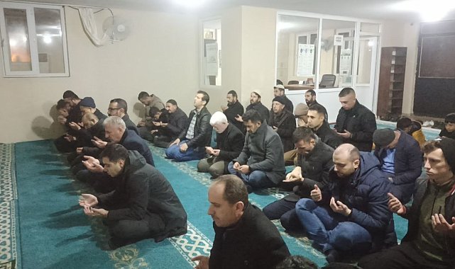 Gercüş'te, Kahramanmaraş merkezli depremde hayatını kaybedenler anıldı