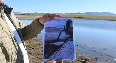 Gölü kirleten firmayı tek kare fotoğraf eleverdi