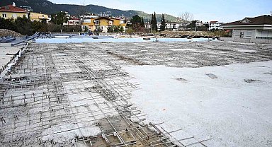 Göynük kapalı pazar yerinde çalışmalar sürüyor