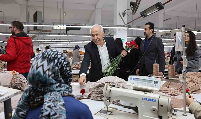 Gültak, tekstil çalışanlarıyla buluştu