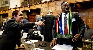 Güney Afrika'nın Hollanda Büyükelçisi Madonsela: "İsrail'in on yıllardır süren dokunulmazlığı şimdi değilse ne zaman sona erecek?"