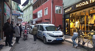 Haber alınamayan yaşlı adam evinde ölü bulundu