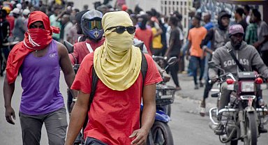 Haiti'de hükümet karşıtı protestolarda kan aktı: 6 ölü
