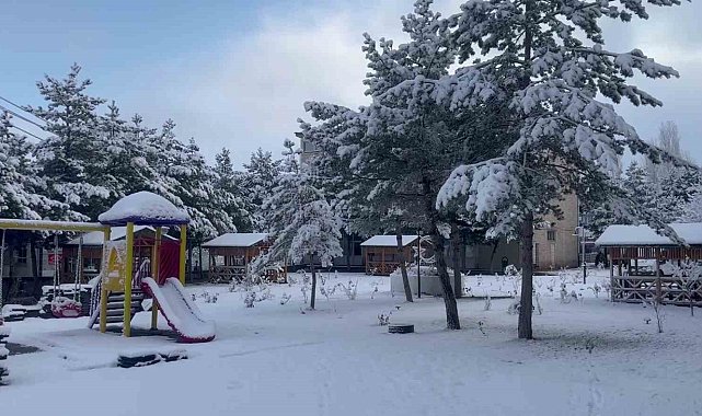 Hasretle beklenen kar bahara günler kala yağdı
