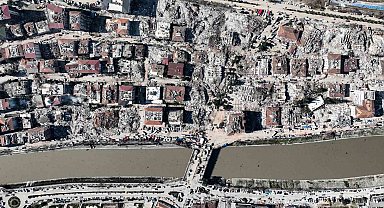 Hatay'da depremin ortaya çıkarttığı hasar 1 yıl sonra görüntülendi