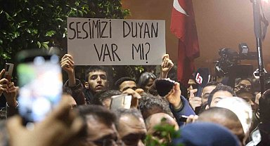 Hatay'da sessiz yürüyüş