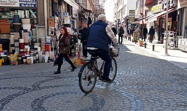 Hava sıcaklıklarının artmasıyla bisikletler bisiklet kullanımı arttı