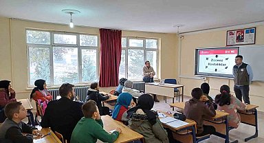 Hayvanlardan insanlara geçen hastalıklar anlatıldı