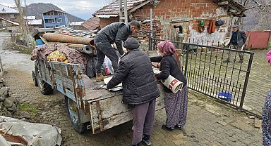 Heyelanda evlerini terk eden vatandaşlara yardım eli uzandı