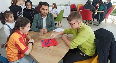 Hisarcık'ta akıl ve zeka oyunları turnuvasına köy ortaokulu damga vurdu