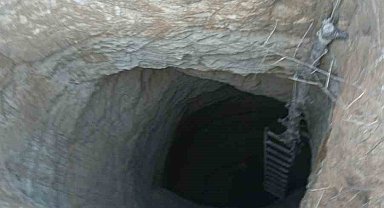 Hızını alamayan defineciler tarihi eser bulma hayaliyle 30 metre kuyu kazdı
