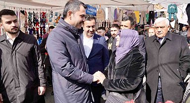 İBB Başkan Adayı Kurum Sarıyer Çarşamba Pazarı'nda esnafı ziyaret etti